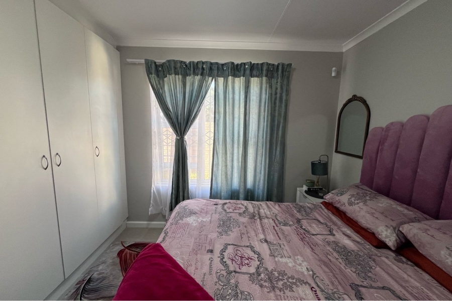 2 Bedroom Property for Sale in Fairview Eastern Cape